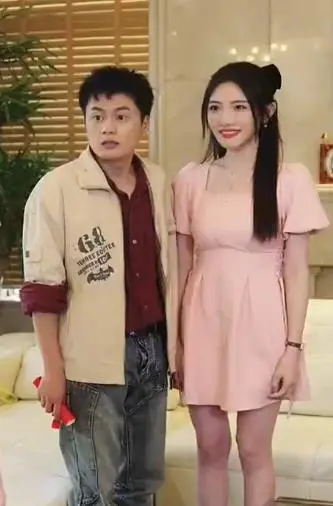 《至尊天王》:动作喜剧巅峰之作,爆笑解压,精彩不停!